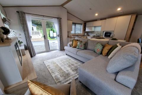 2 bedroom lodge for sale, Lodge 92, Gilfachrheda SA45