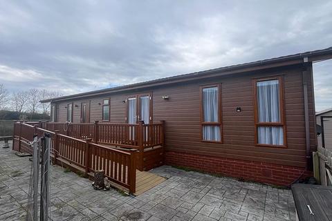 2 bedroom lodge for sale, Stonham Aspal, Stowmarket IP14