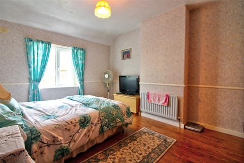 3 bedroom end of terrace house for sale, Fenby Avenue, Darlington, DL1