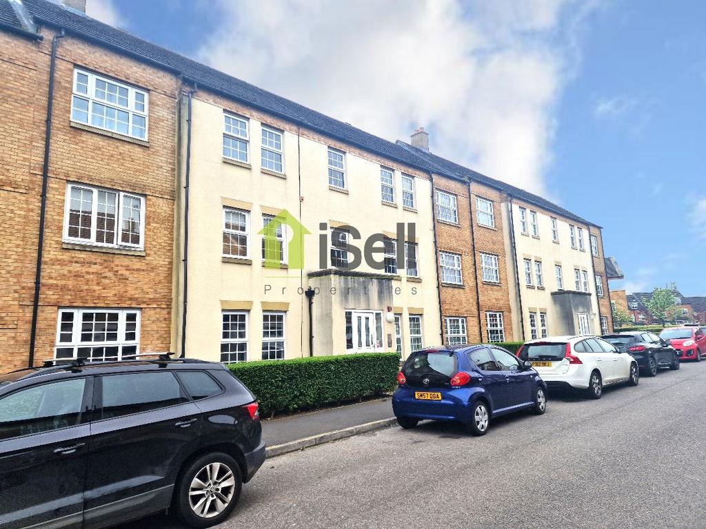 Grange Park, Northampton NN4 2 bed apartment for sale £155,000