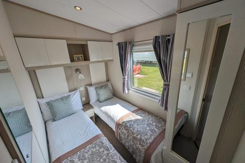 3 bedroom static caravan for sale, Hayling Island Holiday Park