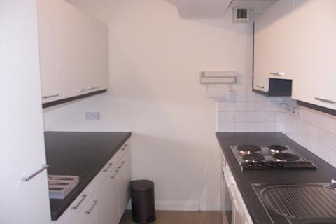Studio to rent, Castle Quay, Chester Road, Manchester, Greater Manchester, M15