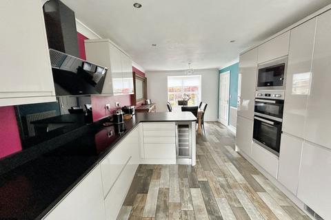 5 bedroom detached house for sale, Broadmeadows Close, Swalwell, Newcastle upon Tyne, Tyne and Wear, NE16 3DD