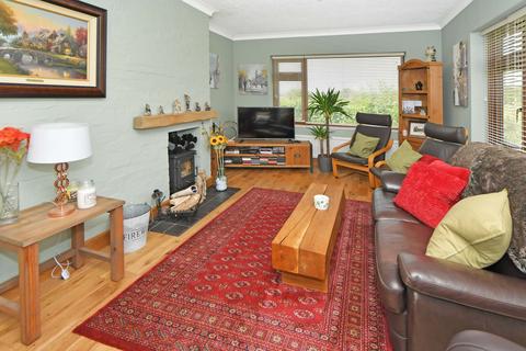 3 bedroom detached bungalow for sale, Maple Drive, Derrington, ST18