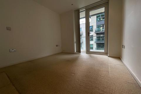 1 bedroom flat for sale, Millharbour, London E14