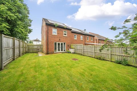 91 Asket Drive, Leeds, LS14 1HX
