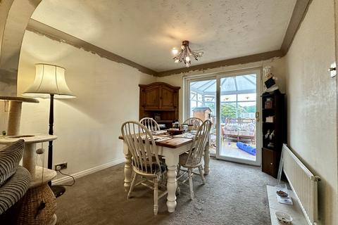 50 Ashdown Close, Southport, PR8 6TL