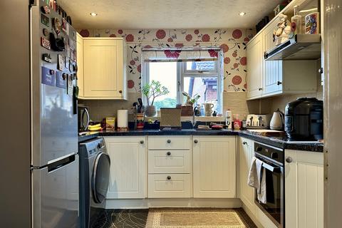 50 Ashdown Close, Southport, PR8 6TL