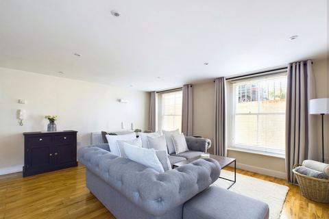 1 bedroom flat for sale, West Mansions, 18 Heene Terrace, Worthing BN11 3NT