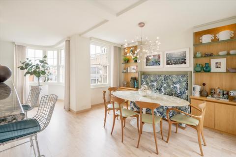 2 bedroom flat for sale, Eaton House, Upper Grosvenor Street, Mayfair, London, W1K