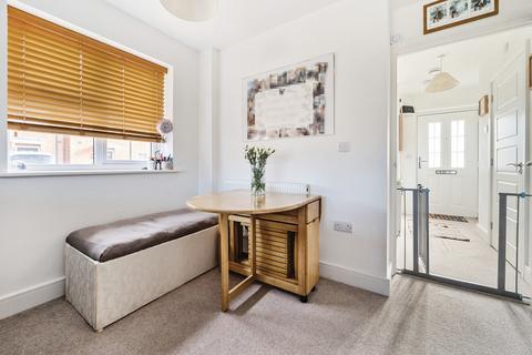 2 bedroom end of terrace house for sale, Brook Close, Nutbourne, PO18