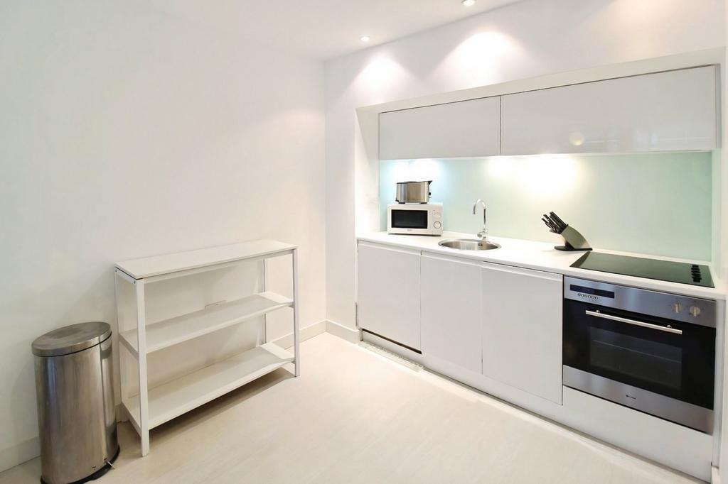 Apartment in Ingram Street - View 5