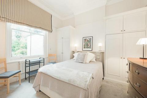 2 bedroom flat to rent, Chepstow Place, Notting Hill, London, W2
