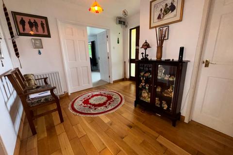 undefined, Llandeilo SA19