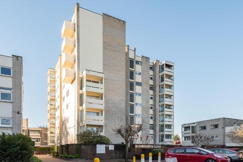 1 bedroom flat for sale, Bloomsbury Close, Ealing