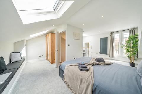 3 bedroom flat for sale, Choumert Road, Peckham Rye