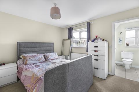 3 bedroom end of terrace house for sale, Vervain Close, Bicester, OX26