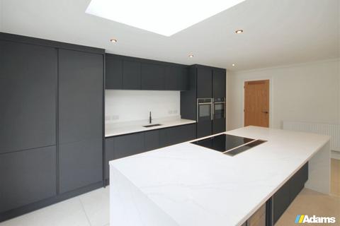 16 Monica Drive, Widnes, WA8 9JP