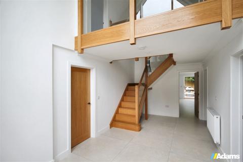16 Monica Drive, Widnes, WA8 9JP