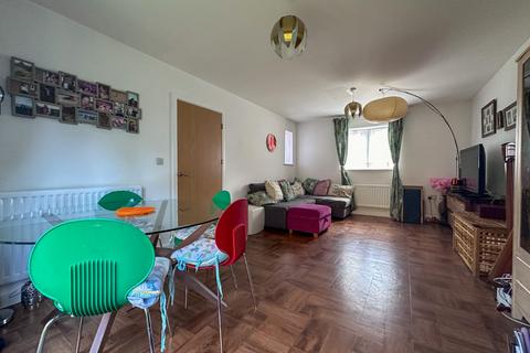28 Halls Garden, Stoke Gifford, Bristol, BS34 8RJ