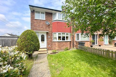 3 bedroom end of terrace house for sale, Ash Grove, Chelmsford, CM2