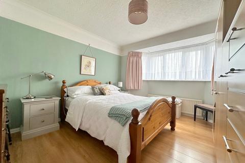 56 Ash Grove, Chelmsford, CM2 9JT