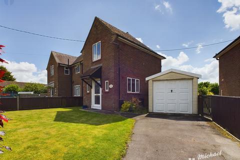 3 bedroom semi-detached house for sale, Verney Road, Winslow