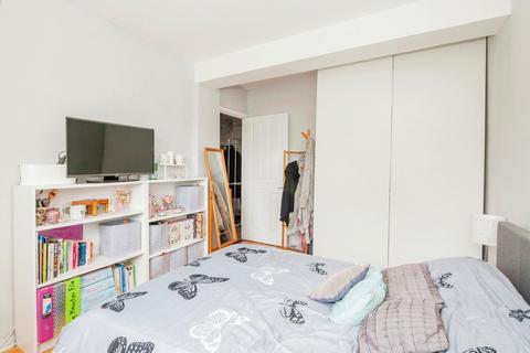 12 Winchfield Road, London, SE26 5TG