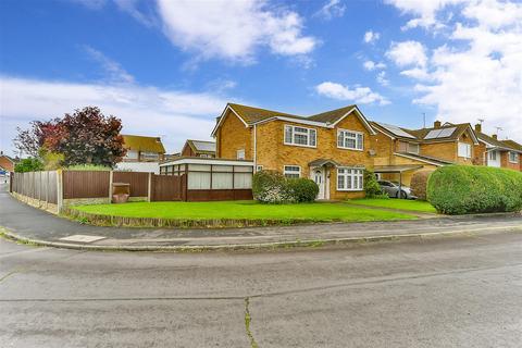 4 bedroom detached house for sale, Queenborough Road, Halfway, Sheerness, Kent