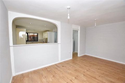 24 Hyde Park Close, Leeds, LS6 1SF