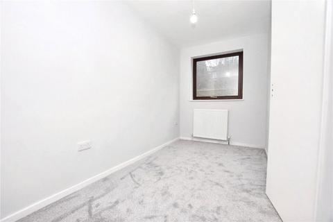24 Hyde Park Close, Leeds, LS6 1SF