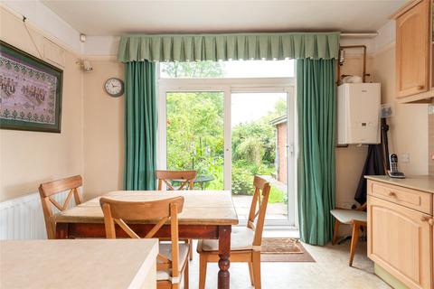 21 Bradgate Road, Bedford, MK40 3DE