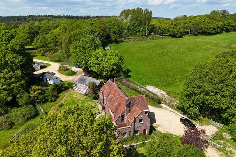 4 bedroom farm house for sale, Mead End Road, Sway, Lymington, SO41