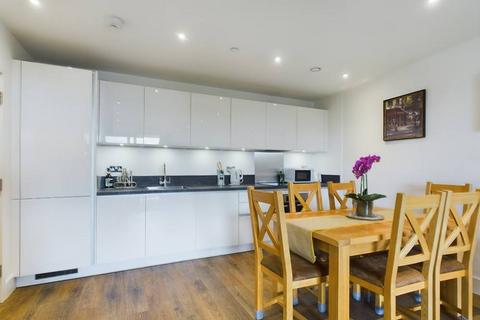2 bedroom apartment for sale, Mill Mead, Staines-upon-Thames, Surrey, TW18