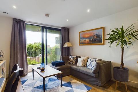 2 bedroom apartment for sale, Mill Mead, Staines-upon-Thames, Surrey, TW18