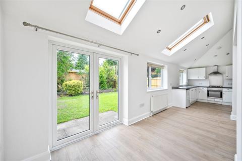 10 Ash Road, Harrogate, HG2 8EG
