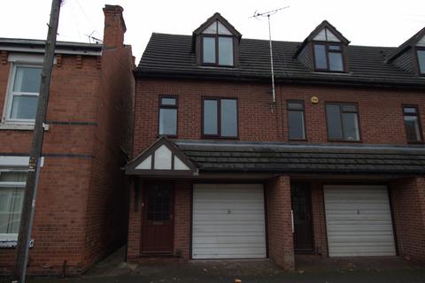 2 bedroom semi-detached house to rent, Cloister Street, Dunkirk, Nottingham, NG7