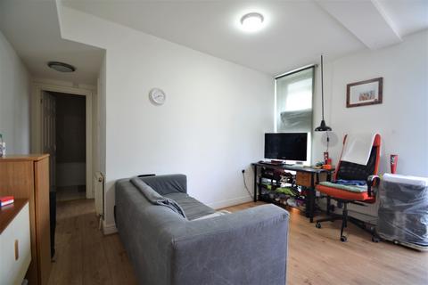 1 bedroom flat to rent, Lewisham High Street SE13