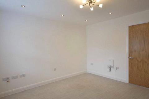 2 bedroom house to rent, Market Street, Droyslden, Manchester, M43