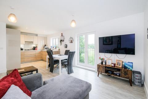 2 bedroom flat for sale, Chigwell IG7