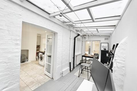 undefined, Shirland Road, London W9