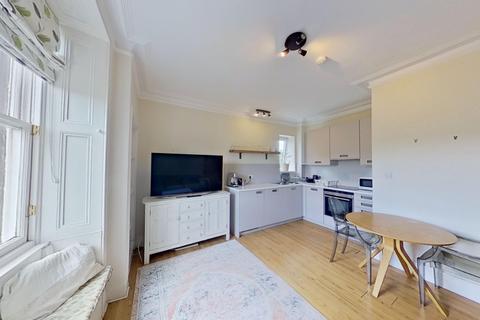 2 bedroom flat to rent, Cheyne Street, Edinburgh, Midlothian, EH4