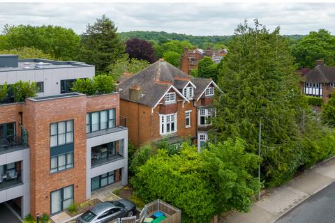 6 bedroom detached house for sale, Plaistow Lane, Bromley