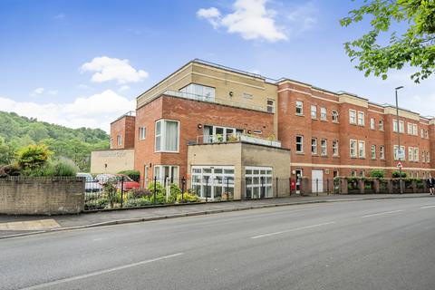 Stroud - 2 bedroom apartment for sale