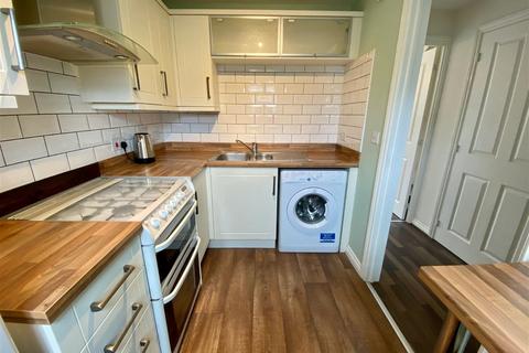 2 bedroom terraced house to rent, Boston Spa, Church Fields Close, LS23