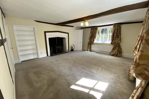 6 bedroom semi-detached house to rent, Lawrence Lane, Buckland, Betchworth, Surrey, RH3