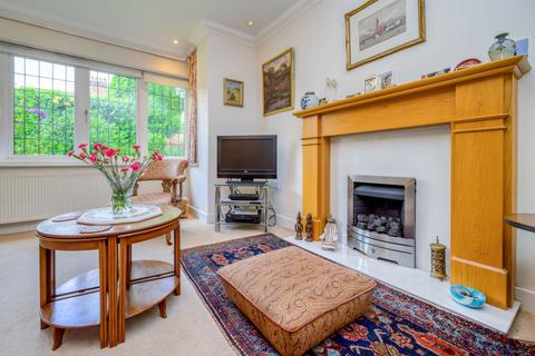 11 George Close, Caversham, Reading, RG4 5EW