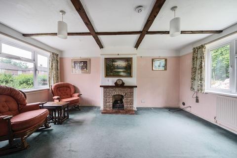 58 Admers Crescent, Liphook, GU30 7HP