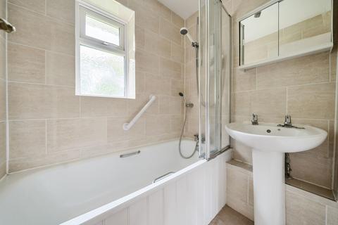 58 Admers Crescent, Liphook, GU30 7HP