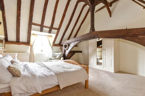 122 High Street, Halling, Rochester, ME2 1BZ